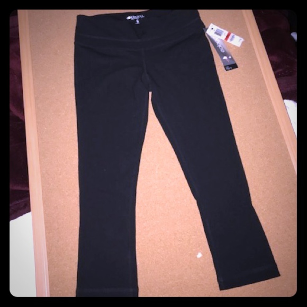 Ideology Stretch Active Cropped Leggings